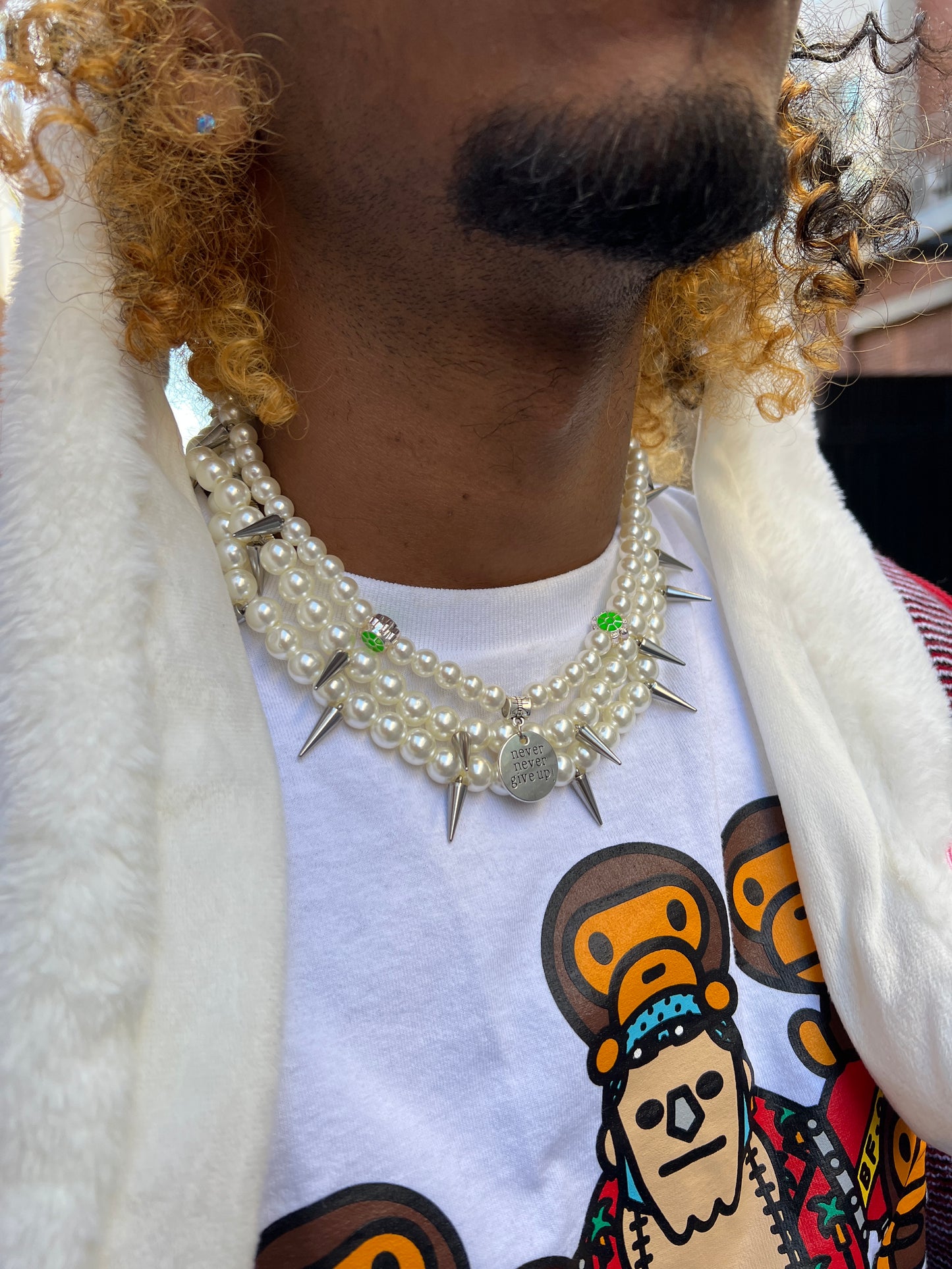 Pearl spiked neck lace